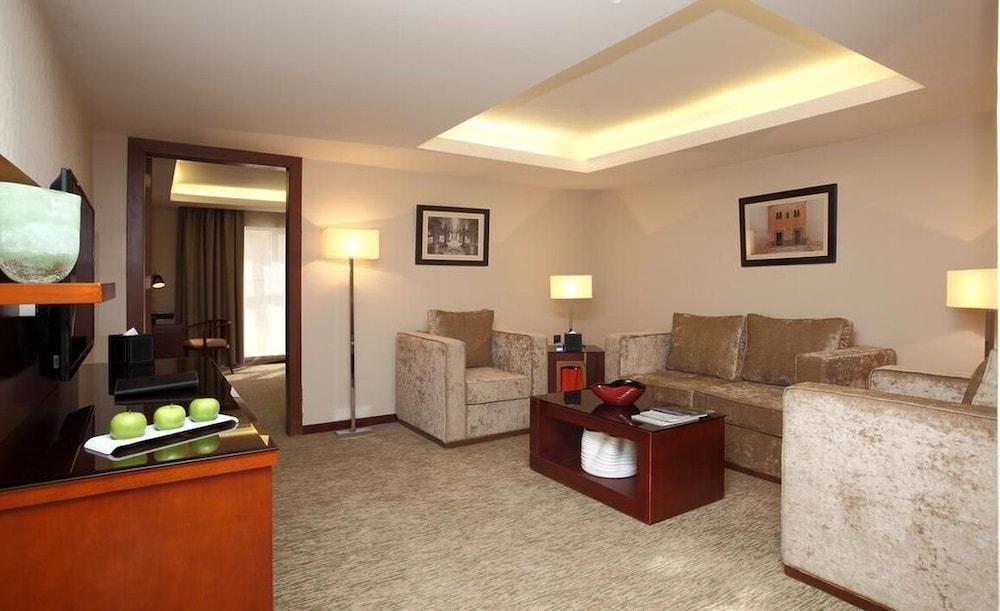 Grand Plaza Hotel - Dhabab Riad Exterior foto